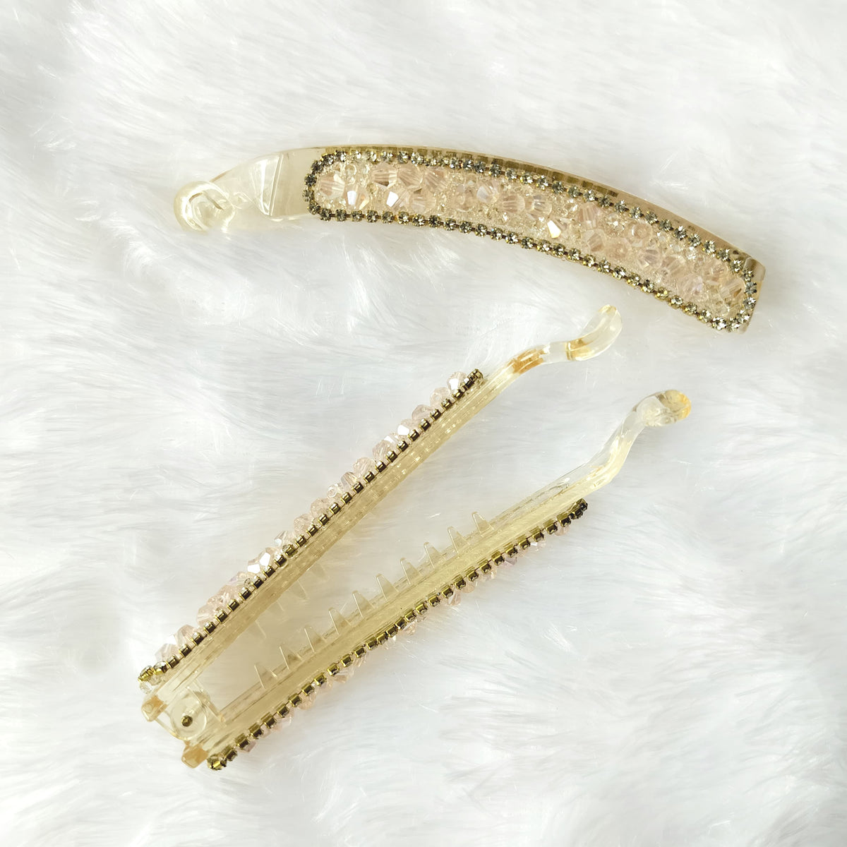 Banana Clip Shimmer Studs