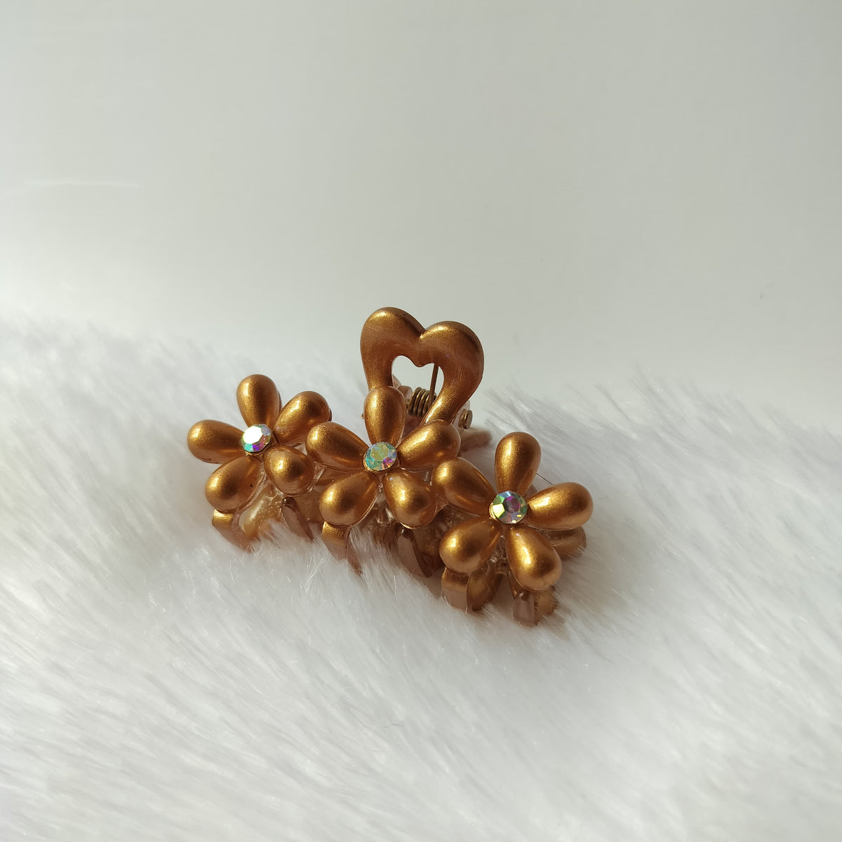 Flower Claw Stud (Pack of 2)