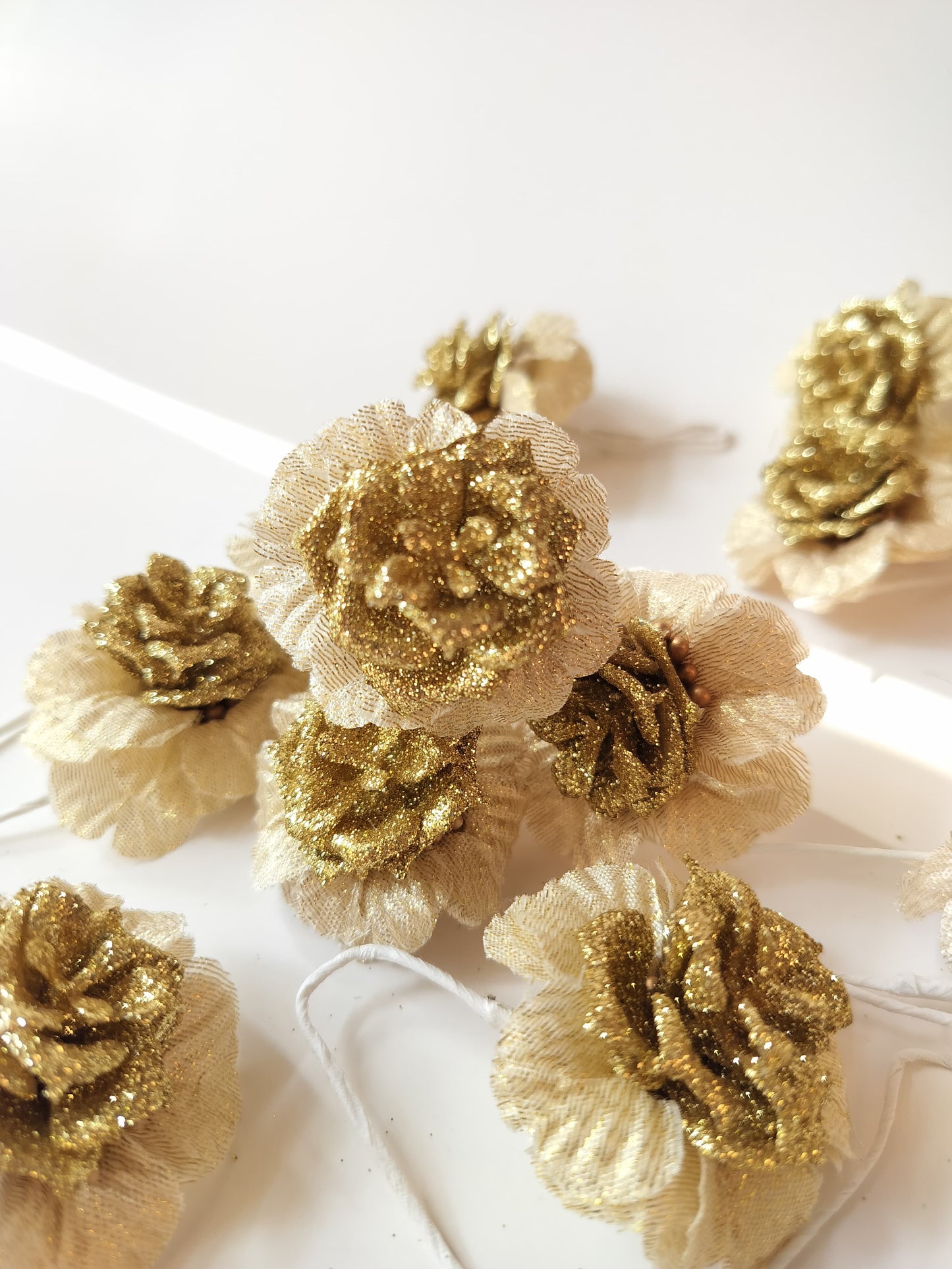 Hair Bun Pin Gloden Flower (Pack of 6)