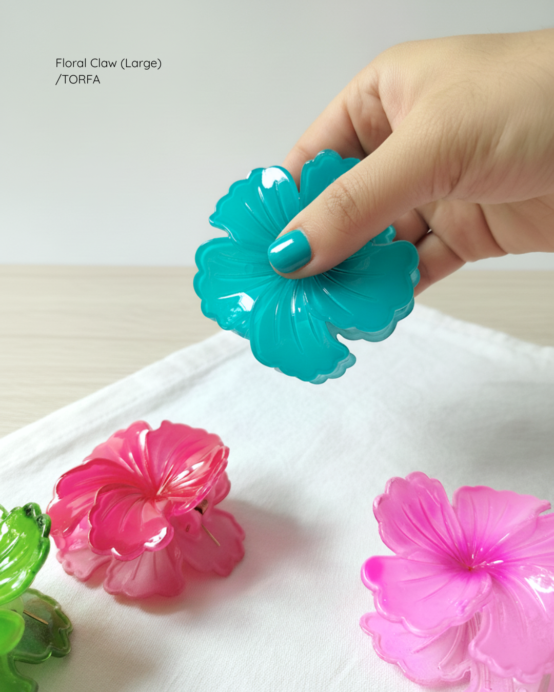Floral Claw Big
