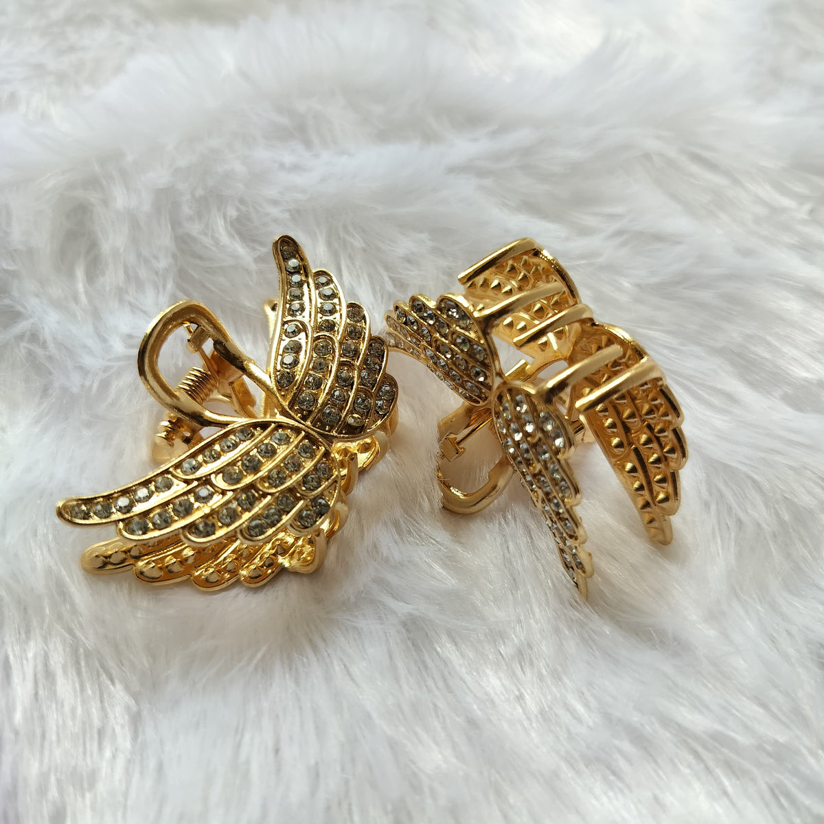 Claw Butterfly Color Studs