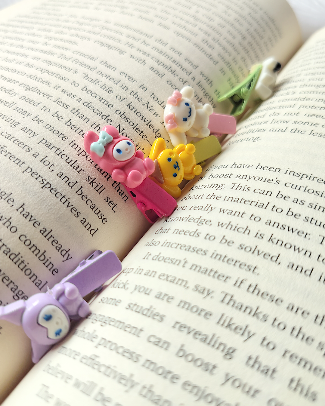 Little Clara Hair Clips (1 Set of 4 Clips)