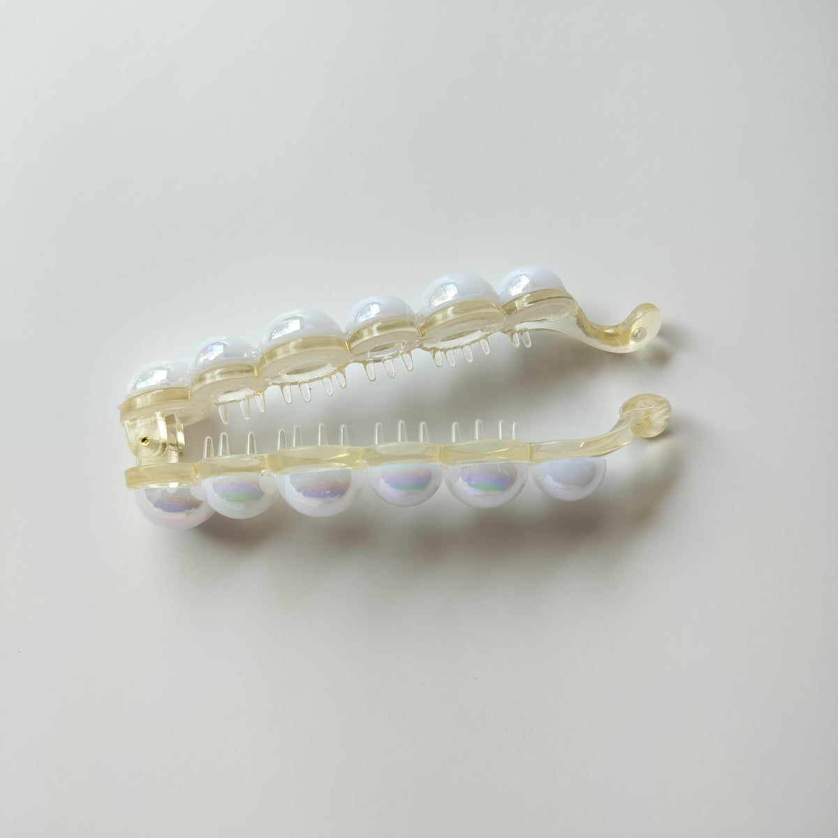 Pearl Banana Clip