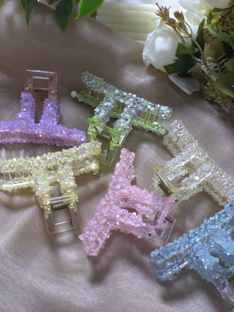 Stud Hair Claw Large